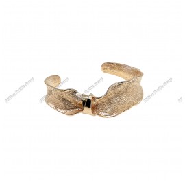 Design Casting Wavy Open Bangle Italian Handmade