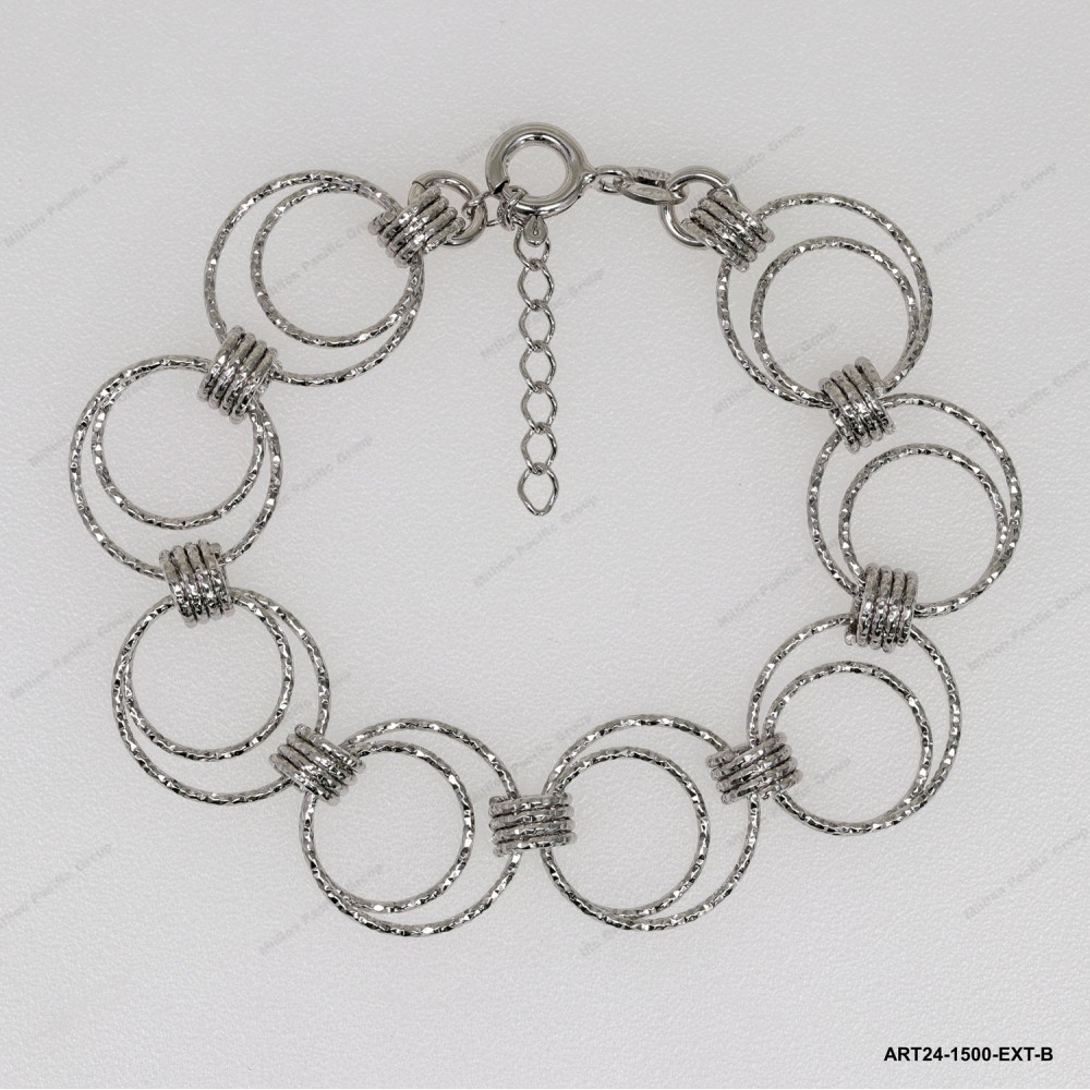 Round Diamond cut double ring design bracelet